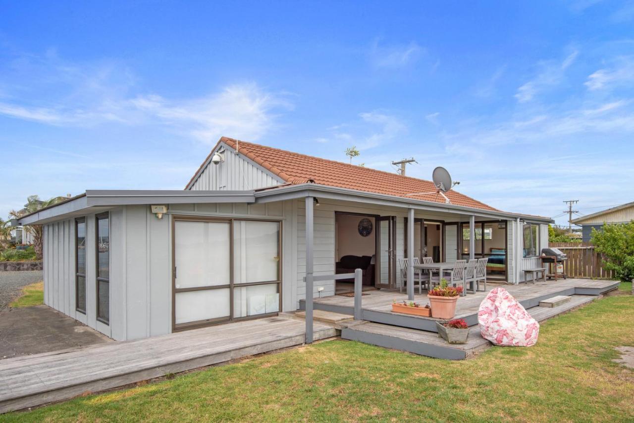 The Sunrise Bach - One Tree Point Holiday Home 外观 照片