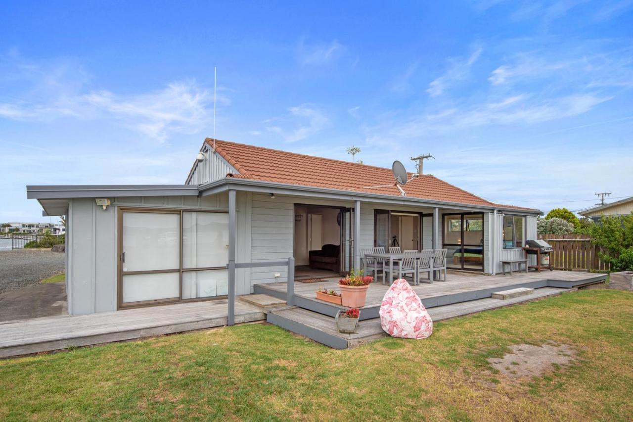 The Sunrise Bach - One Tree Point Holiday Home 外观 照片
